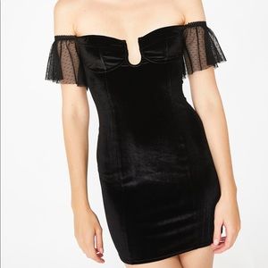 Sugar thrillz velvet mini dress 💅🏼